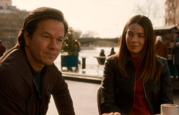 Mark Wahlberg Y Michelle Monaghan son los protagonistas de la nueva película navideña de Apple TV+. FOTO: Cortesía Apple TV+
