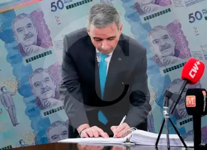 Un tijeretazo más bajo del anunciado: Gobierno recorta por decreto $13,8 billones
