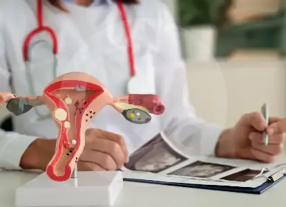 Juez ordena al MinSalud implementar a fondo ley de endometriosis ya aprobada: “no puede quedar en el papel”