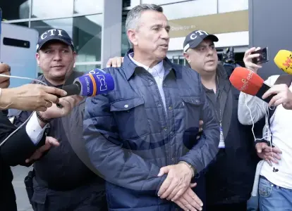 JEP confirma expulsión del general (r) Santoyo, exjefe de seguridad de Uribe, del sistema transicional por falta de verdad