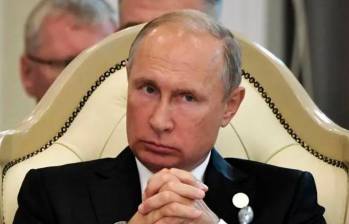 En un discurso televisado a la nación rusa, Putin no solo buscó dar tranquilidad a su compatriotas, también envió amenazas a occidente. Foto: AFP