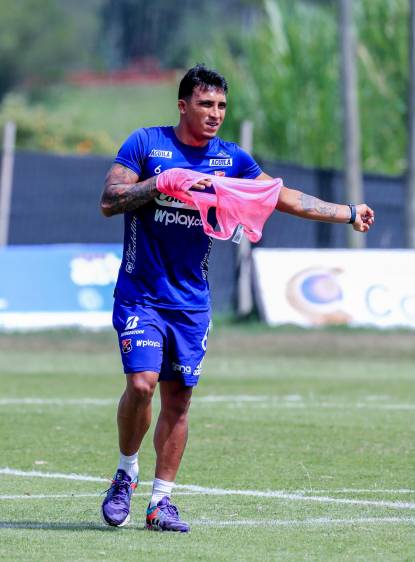 David Loaiza está buscando minutos con el Medellín después de la lesión que tuvo el año pasado. En 2023 ha jugado en tres partidos y acumula 123 minutos en el terreno de juego. FOTO juan antonio sánchez