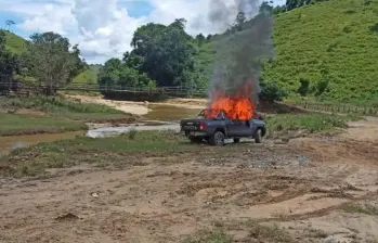 La camioneta en la que se movilizaban fue hallada incinerada. Foto: cortesía.