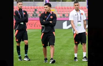 Simón García, Emilio Aristizábal y Jordan García, tres de los jugadores que serían titulares con Colombia en el debut ante Arabia Saudita. FOTO CORTESÍA FCF 