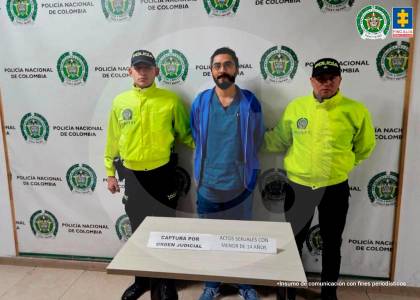 Cárcel para médico de Bogotá por presunto abuso de dos niñas en las consultas