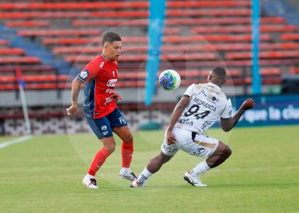 Juanfer puso la magia y el DIM volvió a ganar: 2-1 sobre Llaneros. Vea los goles