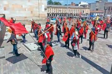Este lunes se denunció la entrega de dinero a los manifestantes (ver fotodetalle). FOTOS CORTESÍA