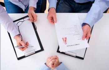 A través de la plataforma Magneto, por ejemplo, hay disponibilidad de más de 20.000 vacantes en Bogotá. FOTO: SHUTTERSTOCK