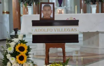 Los restos del hombre fueron entregados en una ceremonia especial en Yarumal. FOTO: Cortesía.