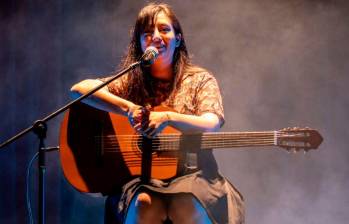 Cuentos y canciones: la vida inspiradora de Yanix y sus hijos
