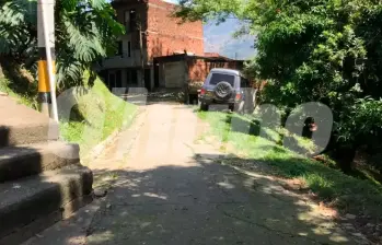 A Julián lo mataron con un silenciador, mientras lo esperaba un taxi