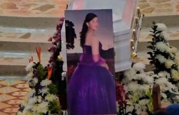 “Cuesta creer que no estés con nosotros”: así le dieron el último adiós a Valentina, en San Vicente Ferrer