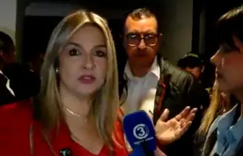 En video: Vicky Dávila se emberracó porque le dijeron “perdedora”