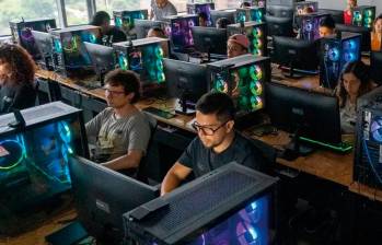 ¿Quiere estudiar? Aproveche estos cursos gratis de la Alcaldía de Medellín y Eafit