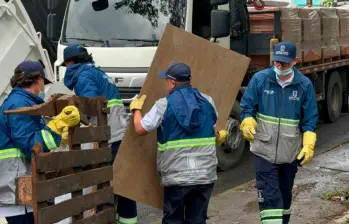 https://qhubomedellin.com/actualidad/local/desmonte-de-cambuches-en-medellin-AC40717351