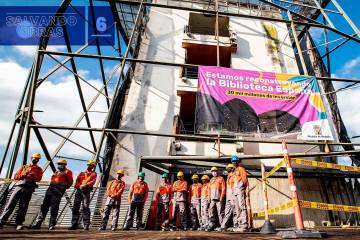 Después de años de denuncias, llamadas, actividades de reconocimiento y comisiones accidentales, en el año 2020, el Contralor General de la Nación, Carlos Felipe Córdoba, visitó la biblioteca, que para ese entonces ya tenía todas la características para considerarse una de las obras inconclusas más grandes de Medellín. Se abrieron investigaciones y se emprendieron acciones para su restauración, con una inversión de $60.000 millones, cuatro veces más de lo que costaba la obra inicial. En la foto, inicio de la reconstrucción en el año 2022.
