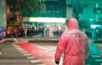 Cerca de 7.000 motos en el Valle de Aburrá estarían dedicados al transporte por aplicación. El 28 de febrero de 2024 ocurrió esta muerte en la avenida Guayabal. FOTO: Cortesía