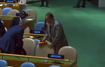 La delegación se retiró apenas unos minutos después de que Petro comenzara a hablar. Foto: Captura de pantalla.