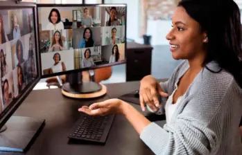 Persona ejerciendo su labor trabajando desde casa. FOTO: SHUTTERSTOCK