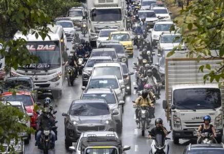 Pilas con estos cierres viales en Medellín en barrios del nororiente y en Laureles: tome estos desvíos