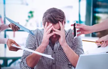 El estrés laboral no afecta solo a los líderes. 3 de cada 4 empleados consideran que sus problemas de salud están relacionados con su trabajo. FOTO suministrada por Milenium Latam