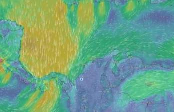 El aumento del oleaje y los fuertes vientos en el Caribe mantienen en alerta a las autoridades, que recomiendan evitar el ingreso al mar y extremar medidas de seguridad. FOTO: captura de pantalla. 