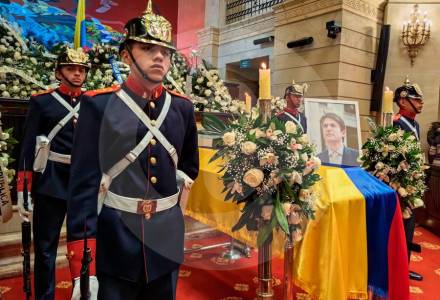 En vivo | Así avanza el homenaje a Miguel Uribe en el Congreso previo a su funeral