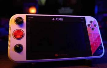 Esta es la nueva consola de Atari Gamestation Go. FOTO cortesía