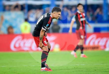 Preocupación en la Selección: JuanFer Quintero lesionado en duelo de River Plate ante Vélez Sarsfield