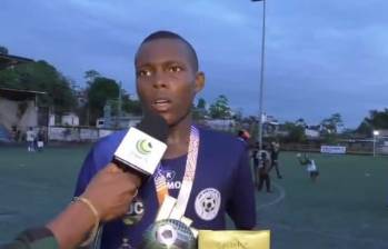 El joven goleador dedicó su premio económico a su madre tras coronarse campeón en la Copa Colonia 2026, en Chocó. FOTO: captura de video. 