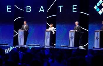 Los candidatos a la presidencia de Argentina celebrarán otro debate el 8 de octubre, dos semanas antes de la primera vuelta electoral. FOTO TWITTER @JIMENAANTELOT