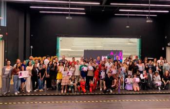 Este es el grupo de jóvenes que forma parte de #MedellínTieneTalento. Foto: Cortesía