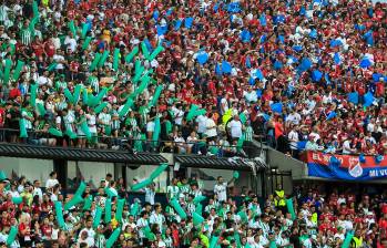 Pese a los antecedentes recientes, ambas hinchadas han disfrutado de muchos clásicos en paz, y a eso se le apuesta en el clásico del sábado. FOTO CAMILO SUÁREZ