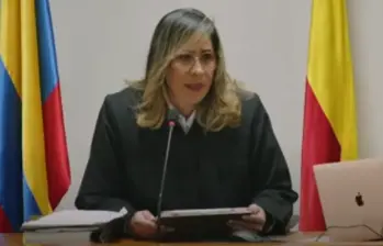 La jueza Sandra Heredia fue la encargada del caso y quien tomó la decisión de declarar al expresidente Álvaro Uribe Vélez como culpable. Imagen tomada de captura de video.