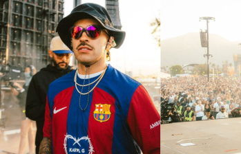 El artista colombiano sorprendió en el Festival Coachella 2024 en California, Estados Unidos, luciendo la camiseta del CF Barcelona con el logo de su novia, Karol G. FOTO: Tomada de X @Barca_Buzz