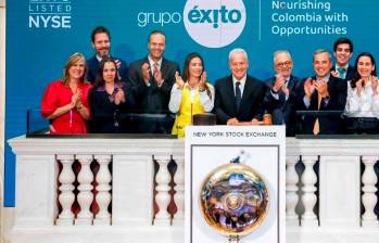 En septiembre de 2023, directivos de Grupo Éxito tocaron la icónica campana de la Bolsa de Nueva. FOTO cortesía 