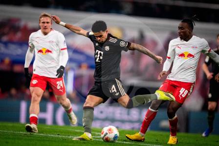 “Lucho es una máquina, tiene una creatividad caótica”: los elogios del técnico Vincent Kompany hacia Luis Díaz