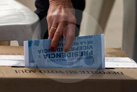 “La democracia no se acepta ni se rechaza: se acata”: gremios responden a Petro tras cuestionar elecciones