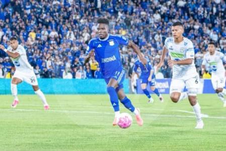 ¡Insólito! El árbitro Luis Matorel dejó que Jaguares jugara con 12 jugadores por unos minutos ante Millonarios
