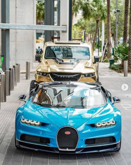 Los carros de Kevin Andrés Thobías. FOTO: Tomada de Instagram @kevinthobias