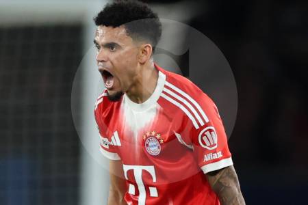 Luis Díaz, figura en el equipo ideal de la semana de Champions tras su exhibición en París vs. PSG
