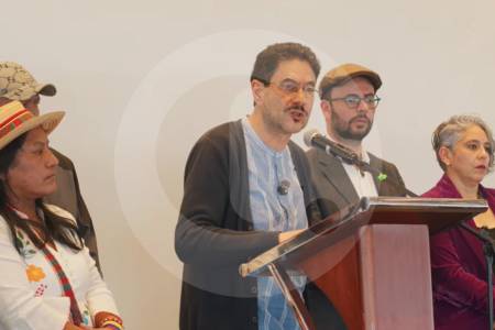 Cepeda lanzó la coalición “Alianza por la Vida” con la que busca llegar a la Presidencia