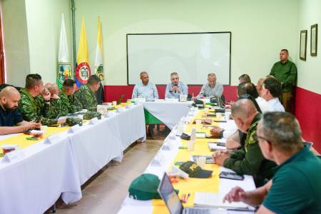 Ofrecen millonaria recompensa por información de alias Lobo y Pimpón, cabecillas del Frente 36 en el norte de Antioquia