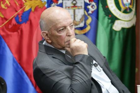 Los hilos que se mueven detrás de Otty Patiño y otros secretos en De Buena Fuente