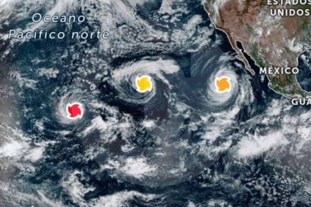 Histórico fenómeno de El Niño alimenta la inusual sucesión de tres huracanes en el Pacífico