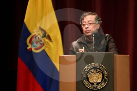 Atención: Comisión de Acusación abrió investigación a Petro 