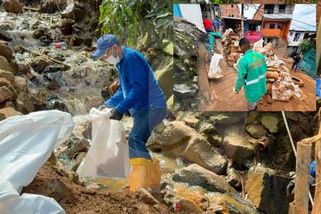 Basuras agravaron emergencia en Manrique, en Medellín: sacaron 10 volquetadas de residuos de 2 quebradas