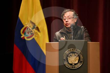 Consejo de Estado ordena a Petro abstenerse de difundir propaganda electoral