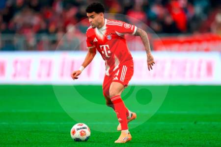 Video | Luis Díaz marcó su primer gol de 2026 y se consolidó en el mejor tridente del fútbol europeo