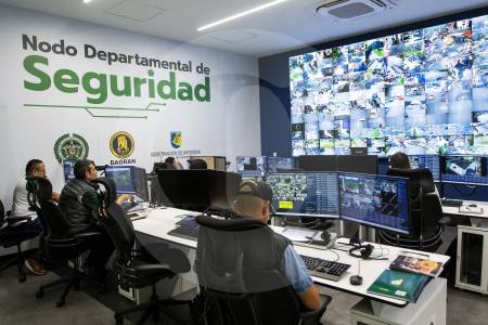 Así se conectaron 2.100 cámaras de casas y negocios al ‘cerebro’ de seguridad de Antioquia